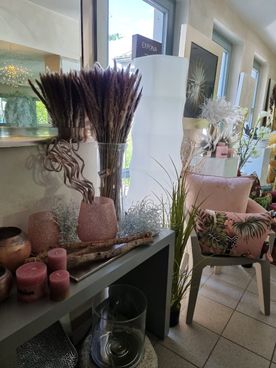 Foto Sideboard mit Dekoration